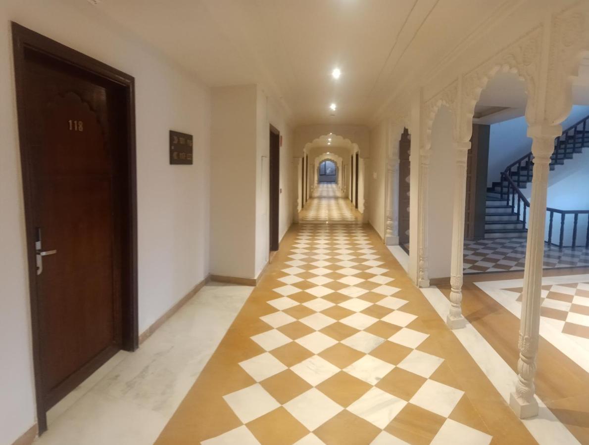Bhanwar Singh Palace Τζαϊπούρ Εξωτερικό φωτογραφία